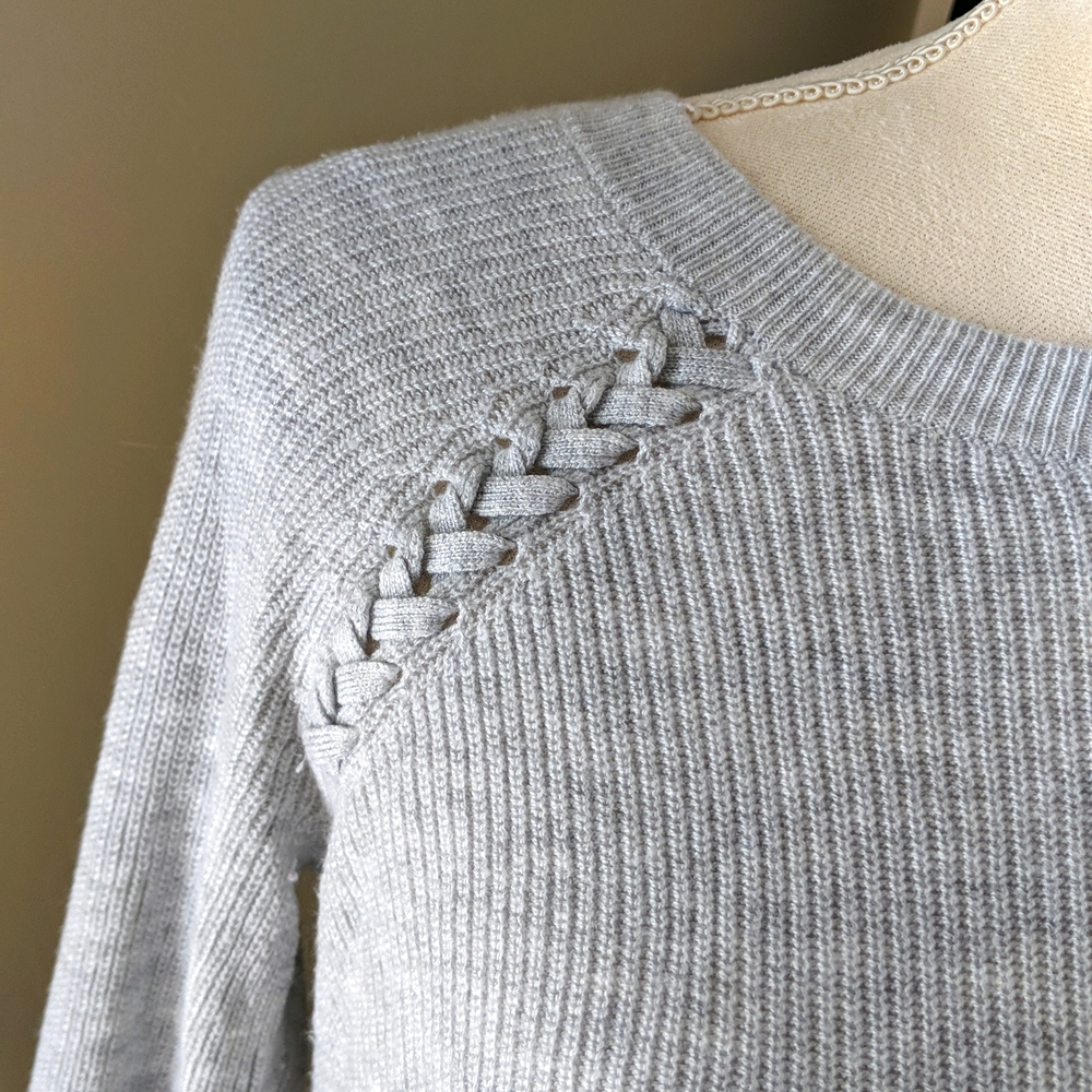 Sweater - Picture 2 of 5